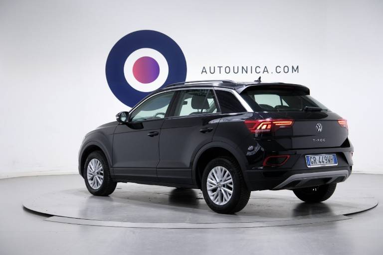 VOLKSWAGEN T-Roc 16
