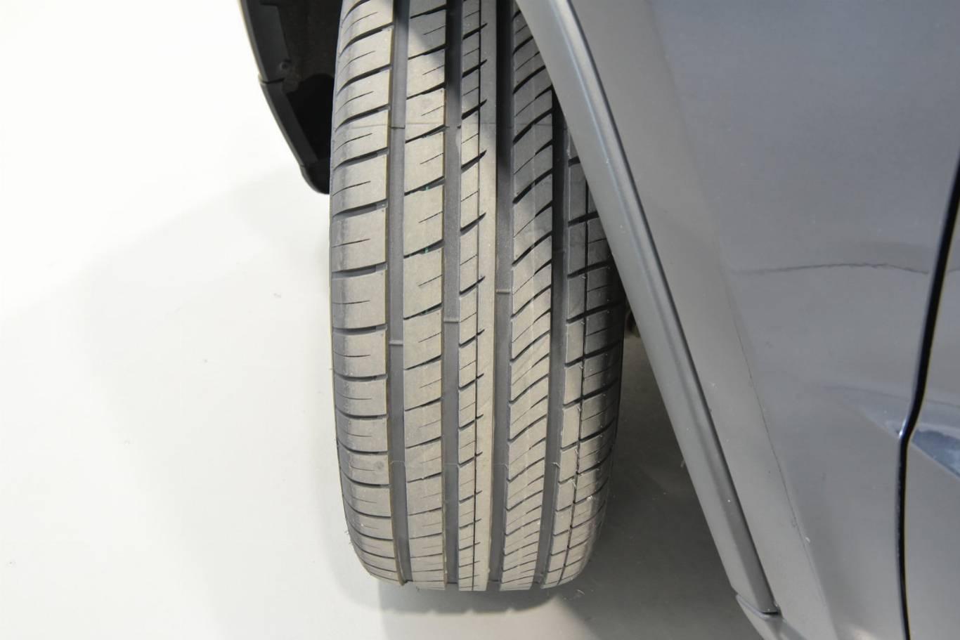 JEEP Grand Cherokee 13