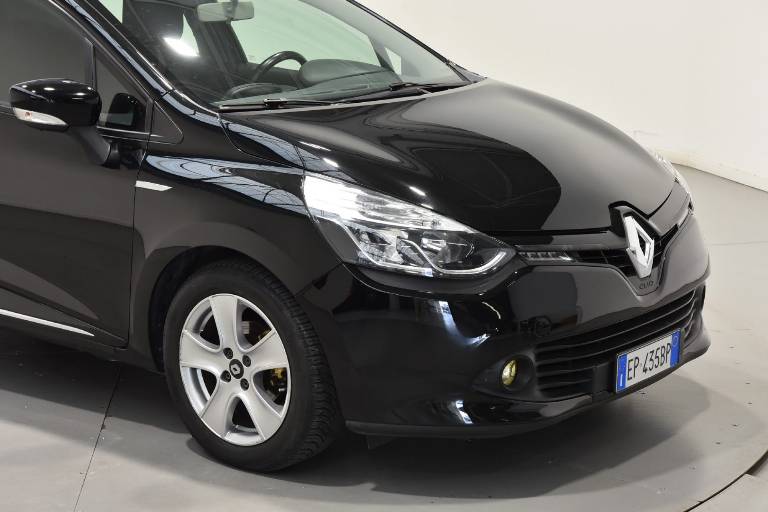RENAULT Clio 20
