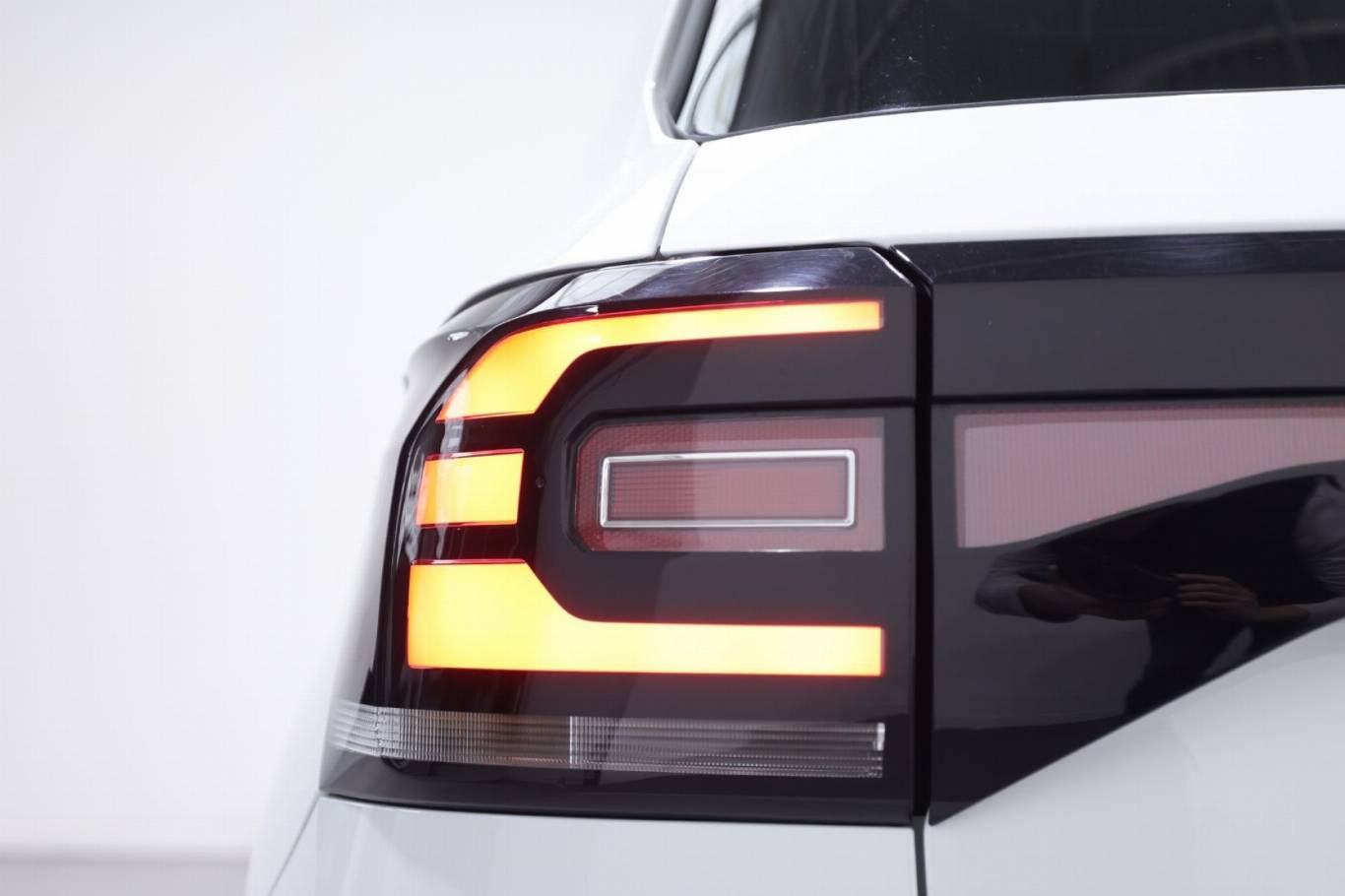 VOLKSWAGEN T-Cross 39