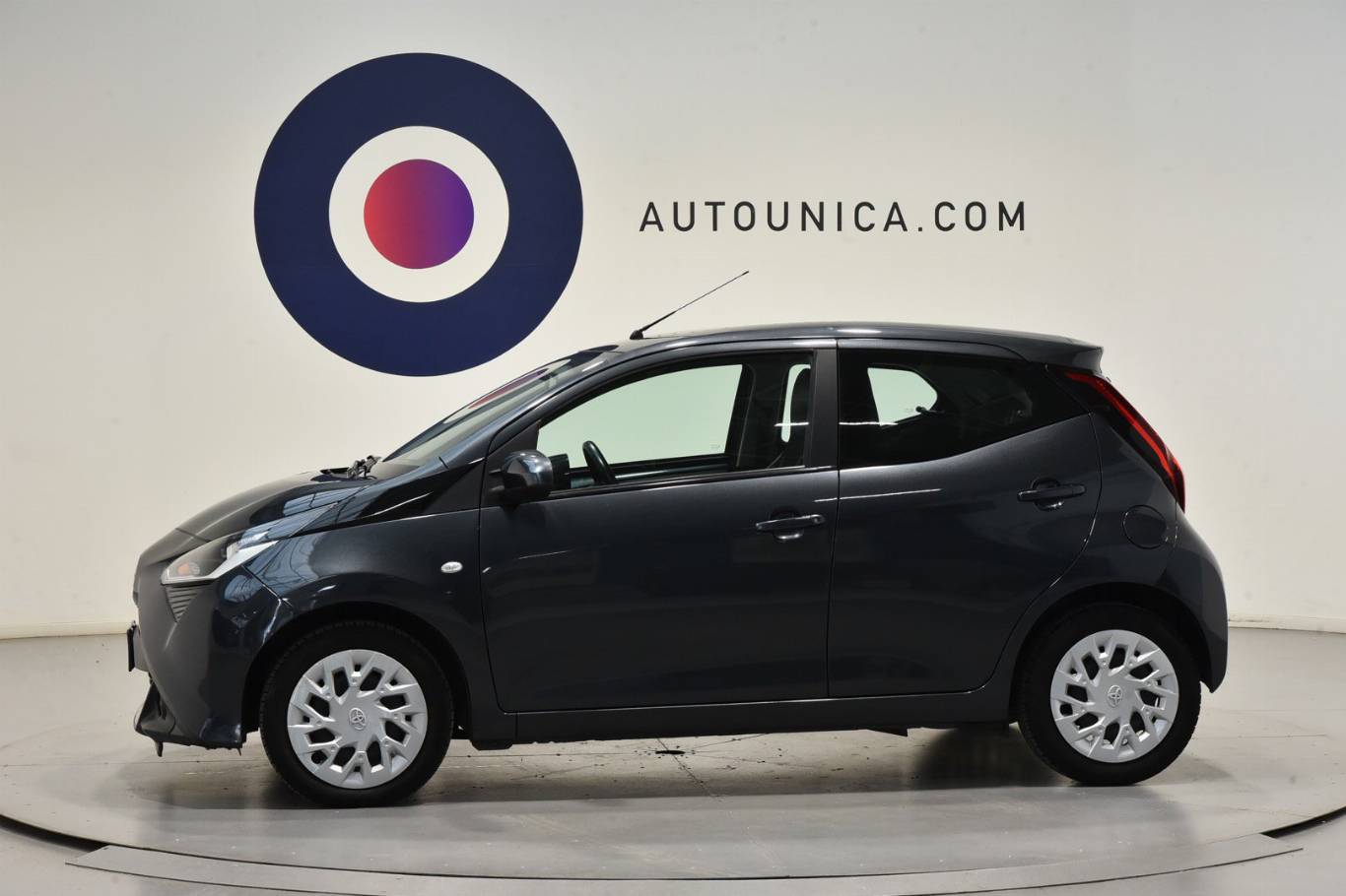 TOYOTA Aygo 32