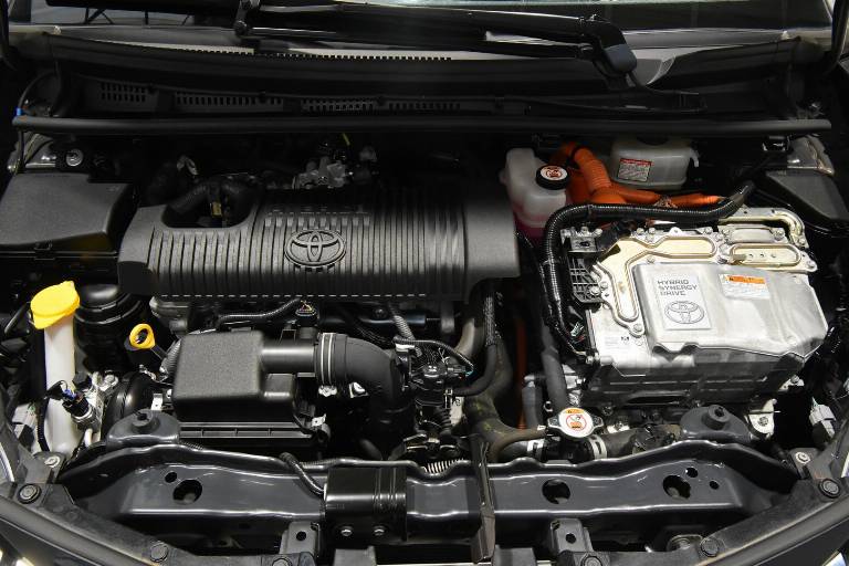 TOYOTA Yaris 26