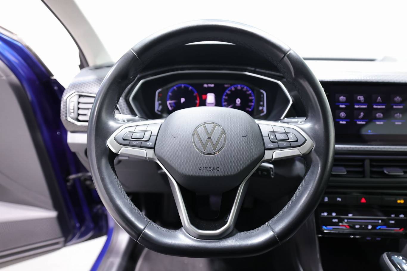 VOLKSWAGEN T-Cross 7