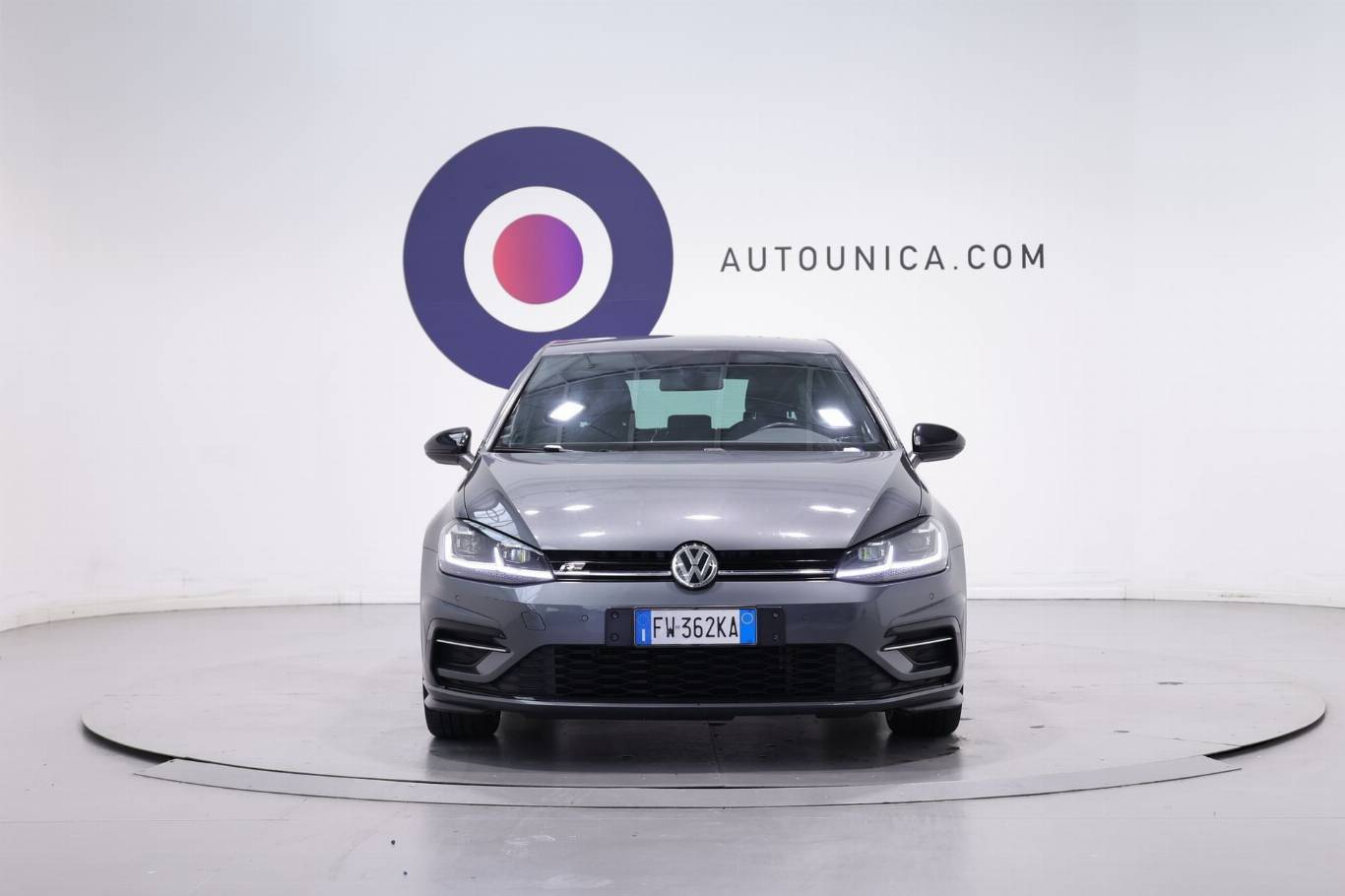 VOLKSWAGEN Golf 2