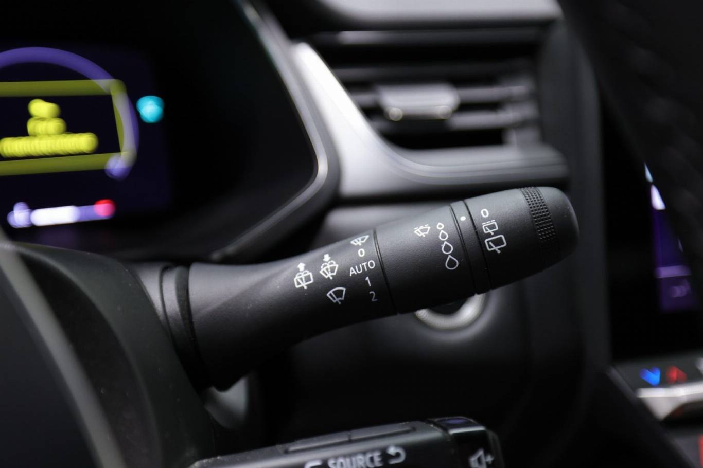 RENAULT Captur 23