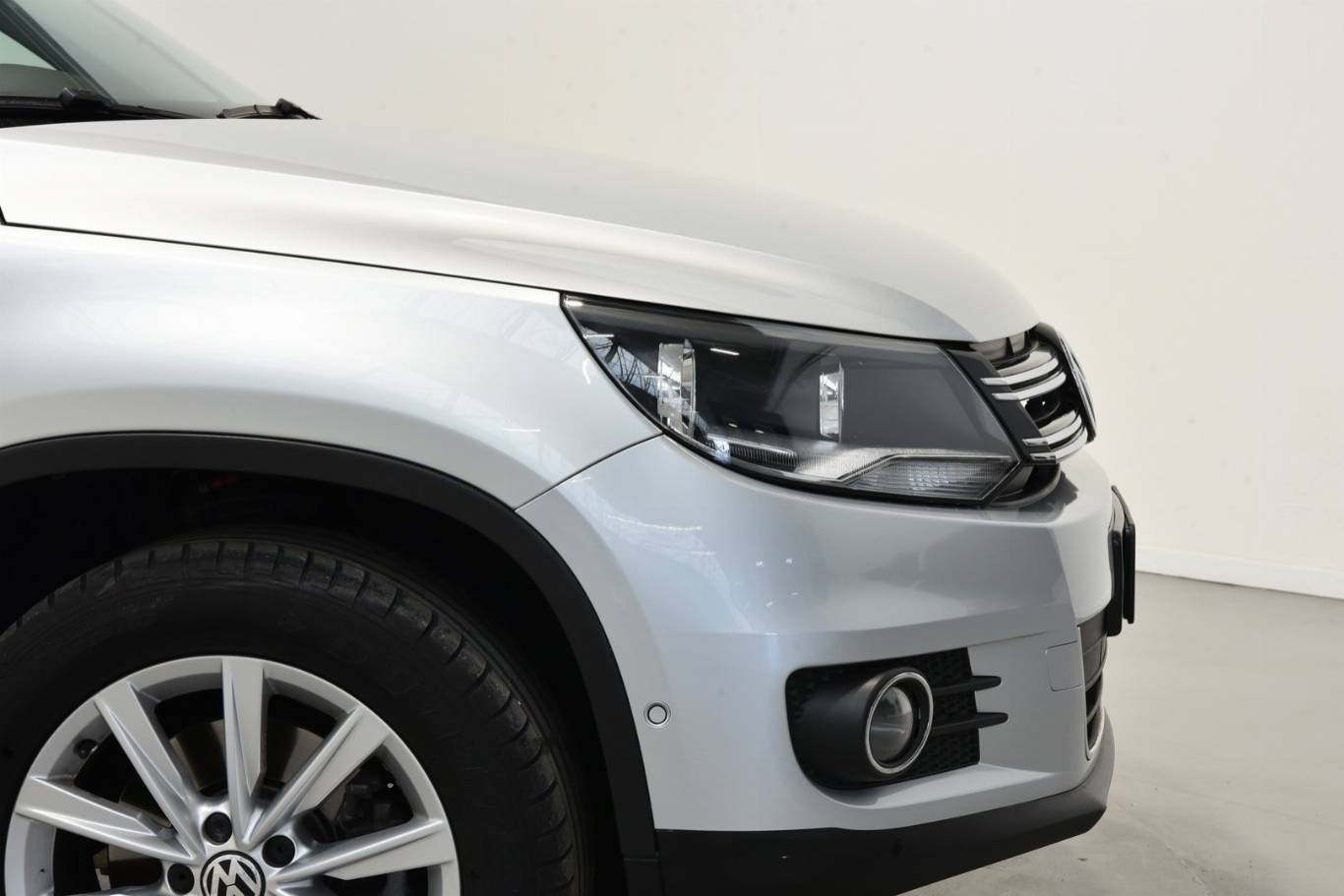 VOLKSWAGEN Tiguan 36
