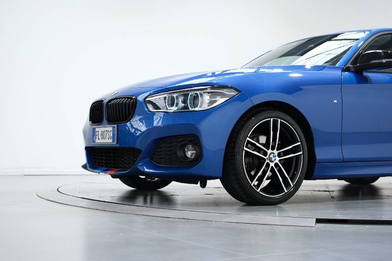 BMW 118 49