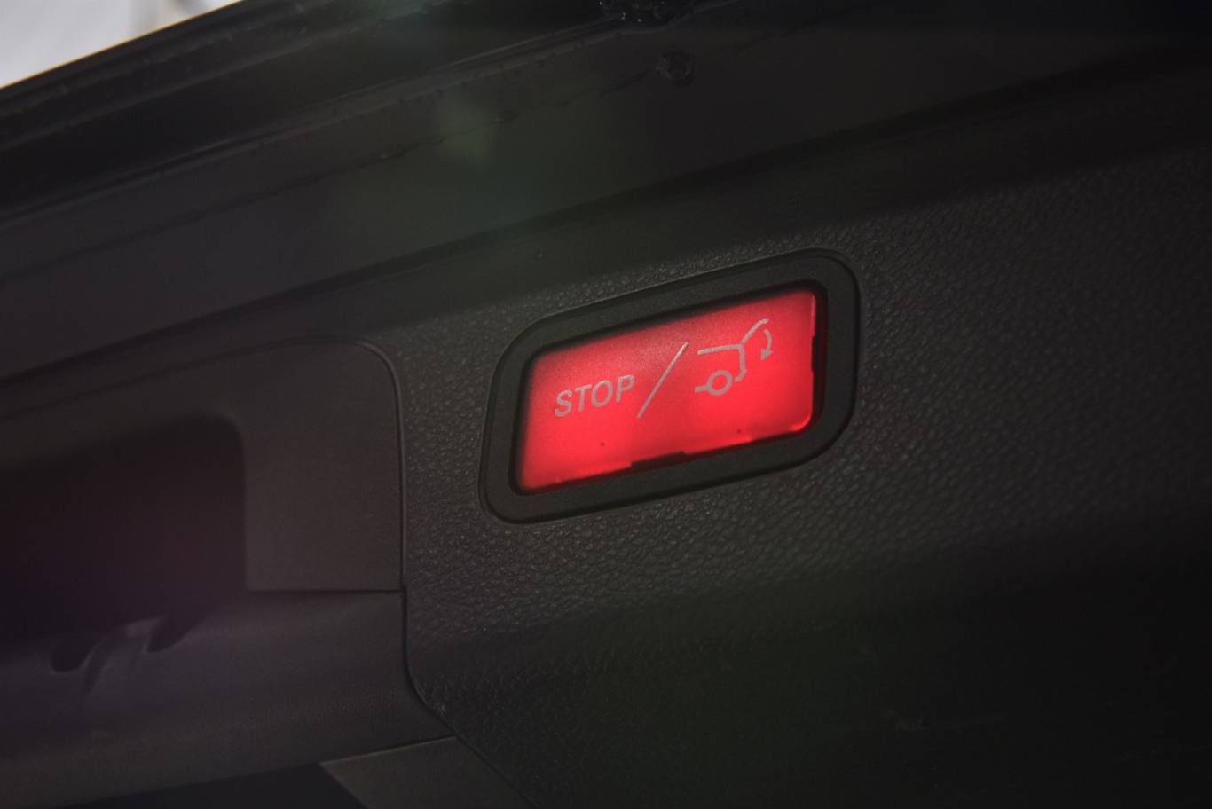 MERCEDES-BENZ GLC 220 39