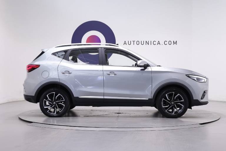MG ZS 4