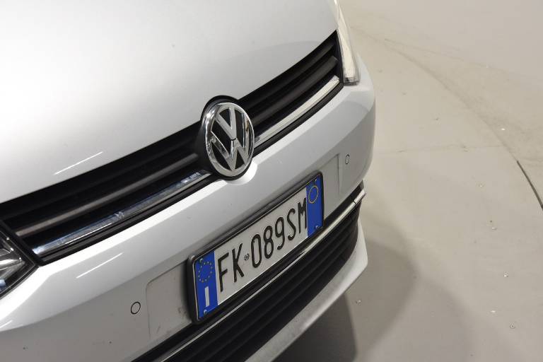 VOLKSWAGEN Polo 28