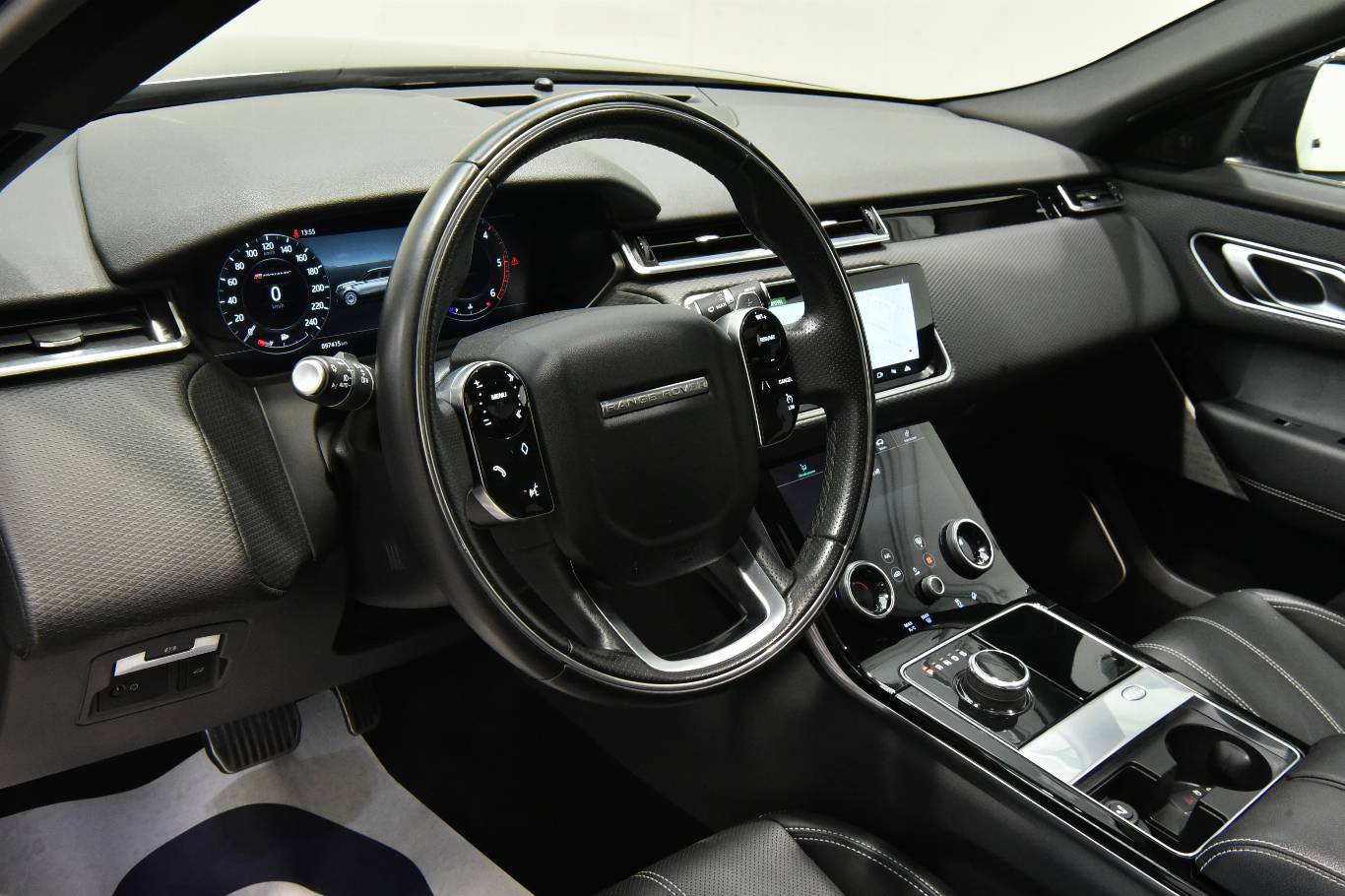 LAND ROVER Range Rover Velar 20