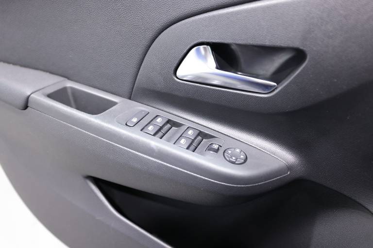 OPEL Corsa 32