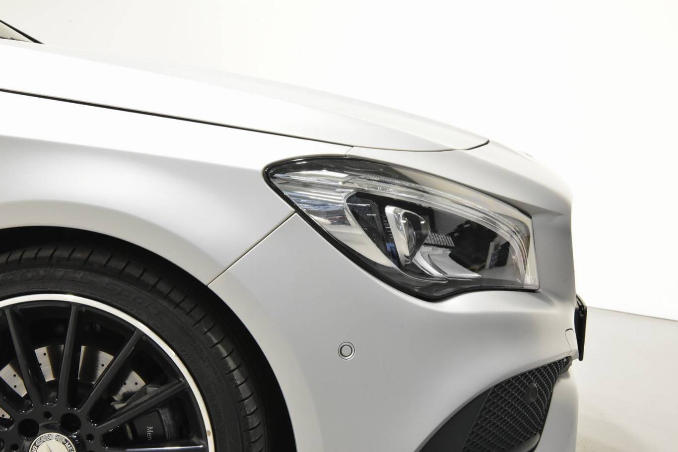 MERCEDES-BENZ CLA 220 39