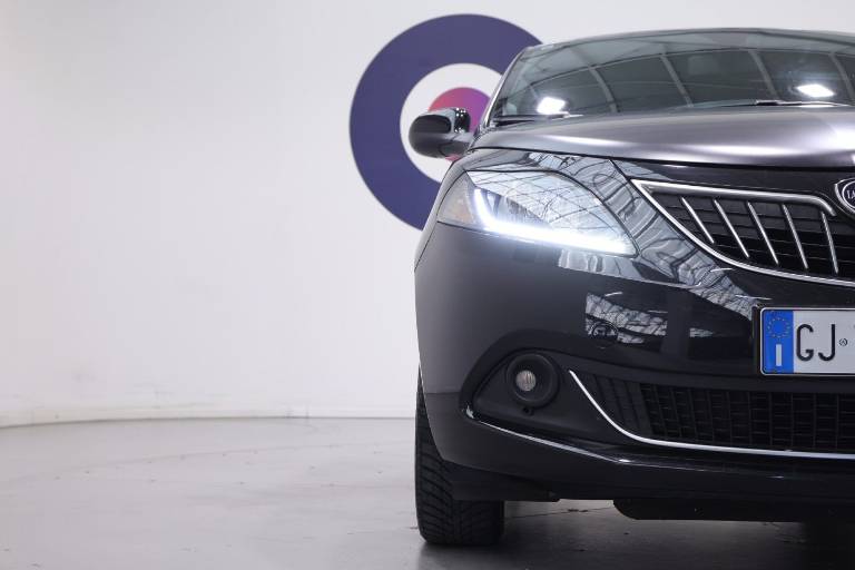 LANCIA Ypsilon 35
