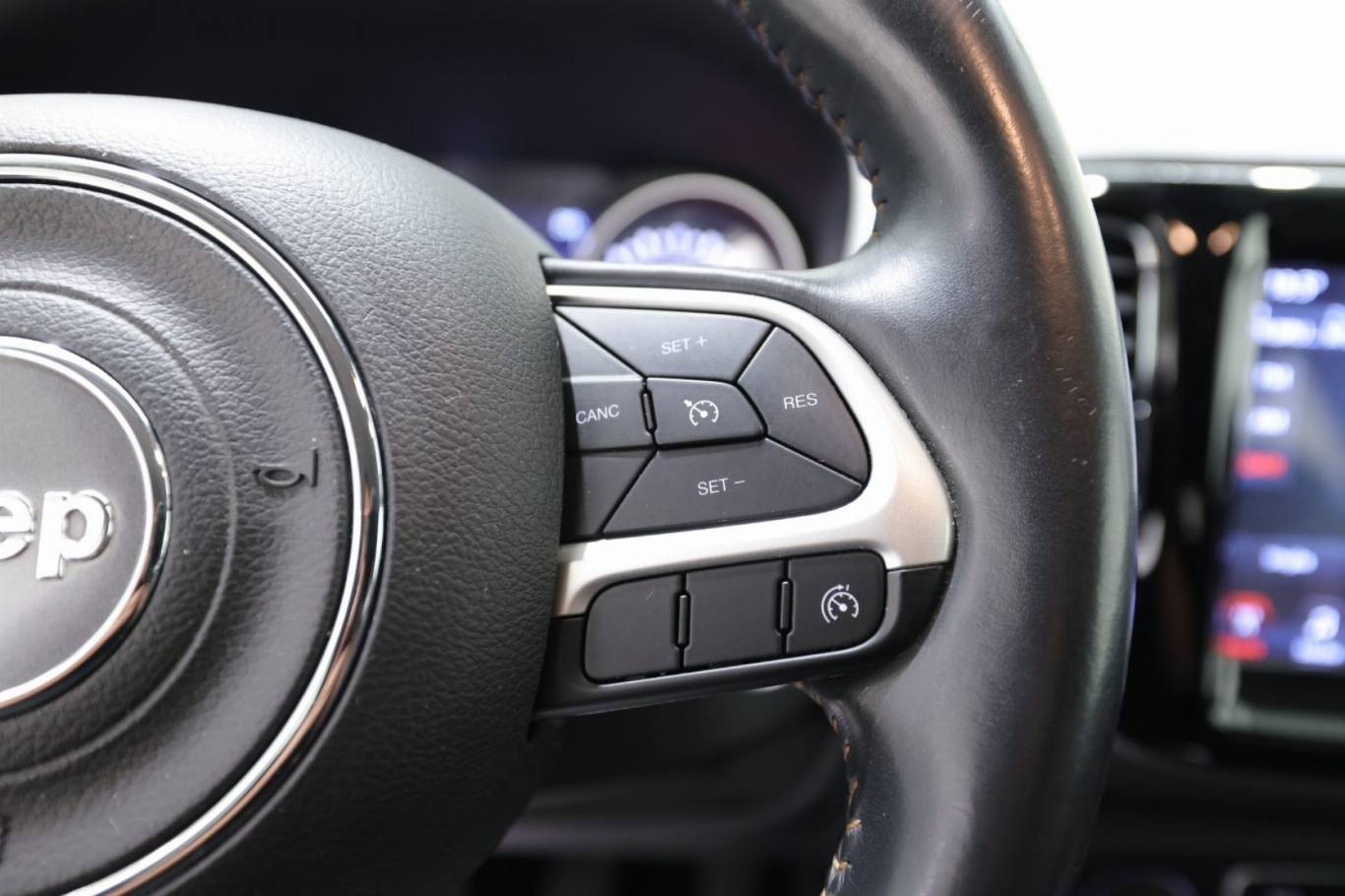 JEEP Compass 22