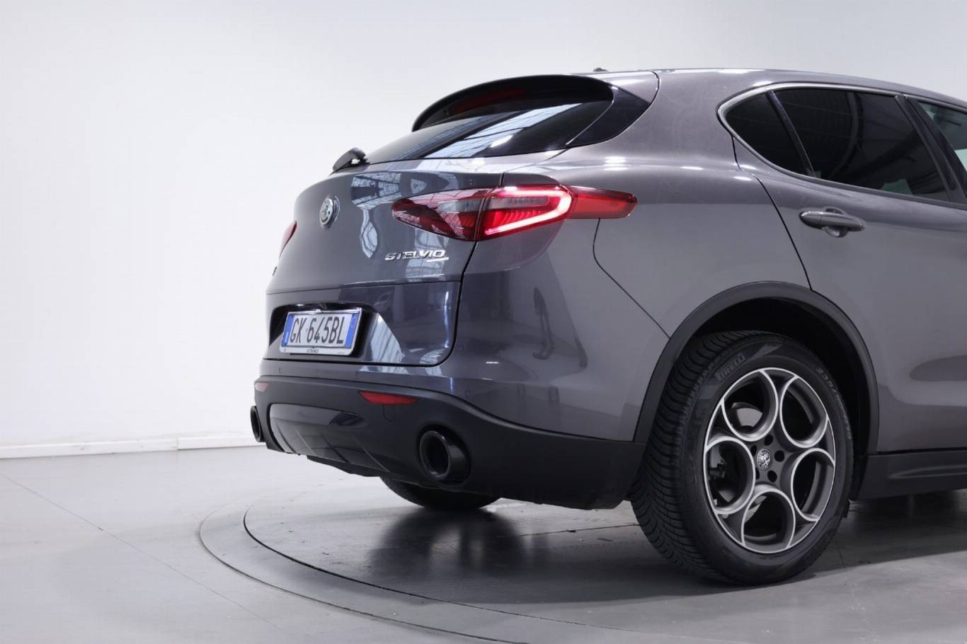 ALFA ROMEO Stelvio 13