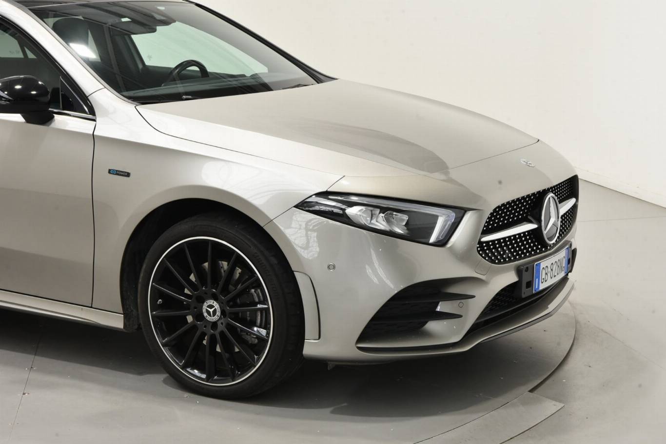 MERCEDES-BENZ A 250 35