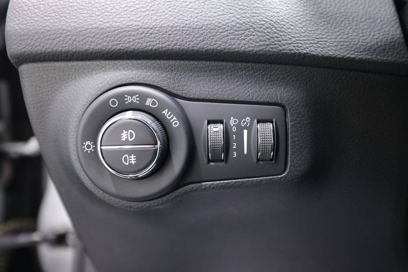 JEEP Compass 25