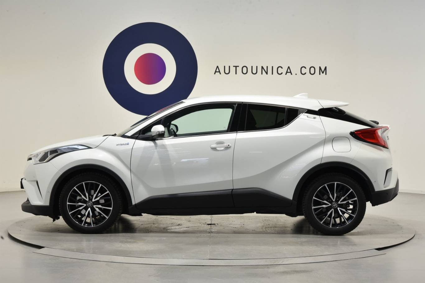 TOYOTA C-HR 32