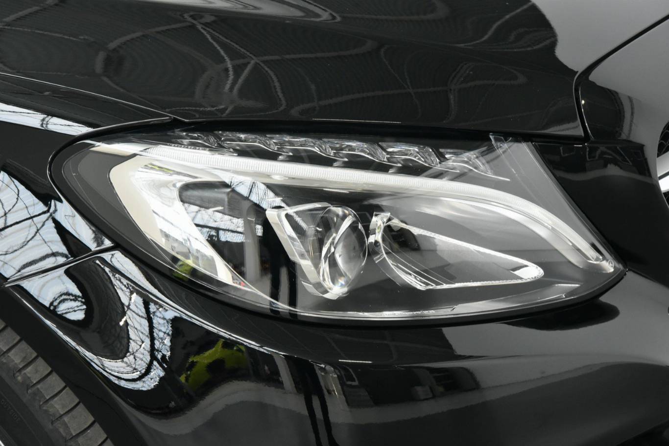 MERCEDES-BENZ C 220 37