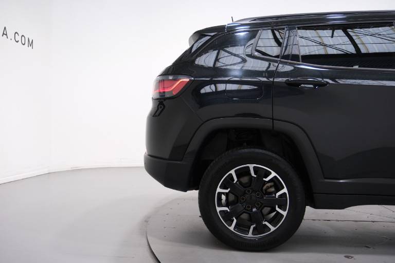JEEP Compass 56