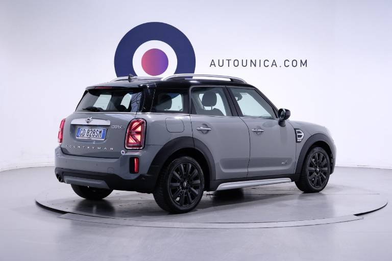 MINI Countryman 16