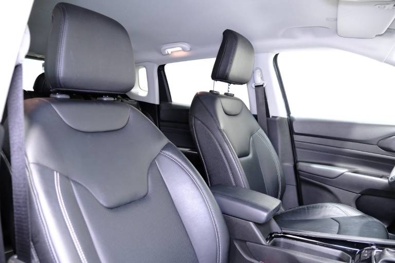 JEEP Compass 62