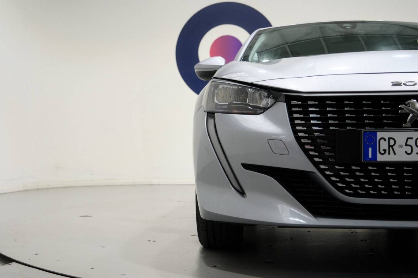PEUGEOT 208 47