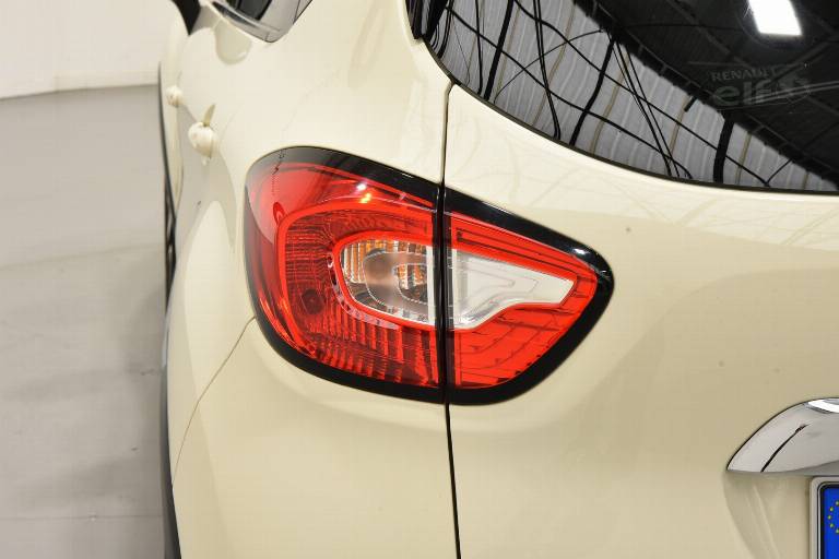 RENAULT Captur 34
