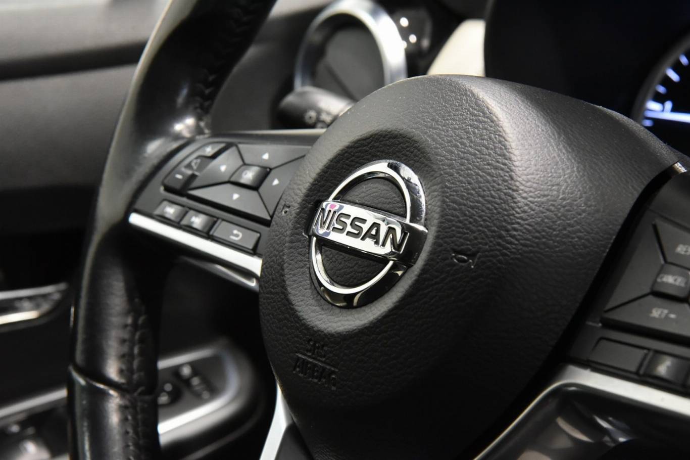 NISSAN Micra 22