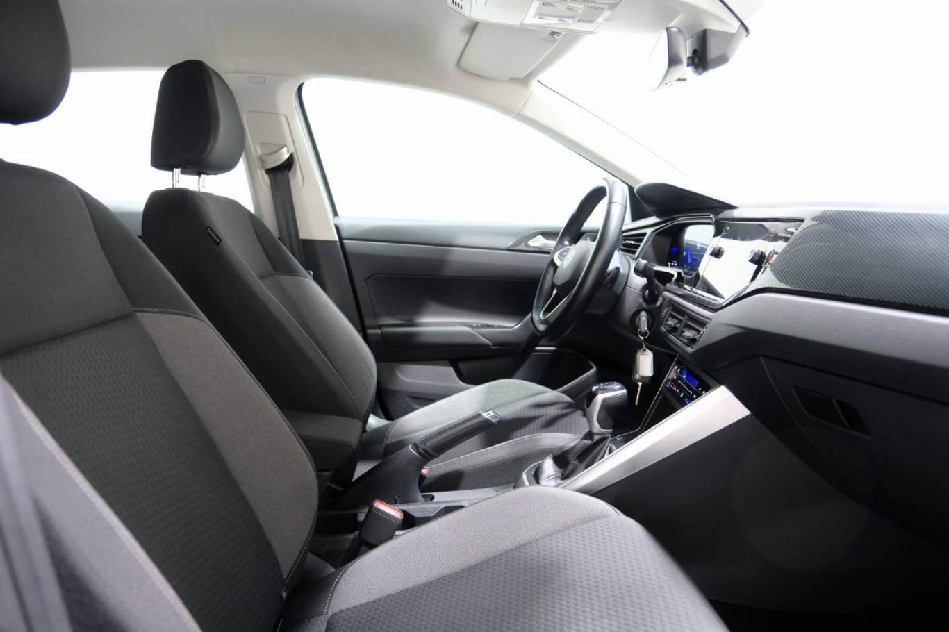VOLKSWAGEN Polo 50