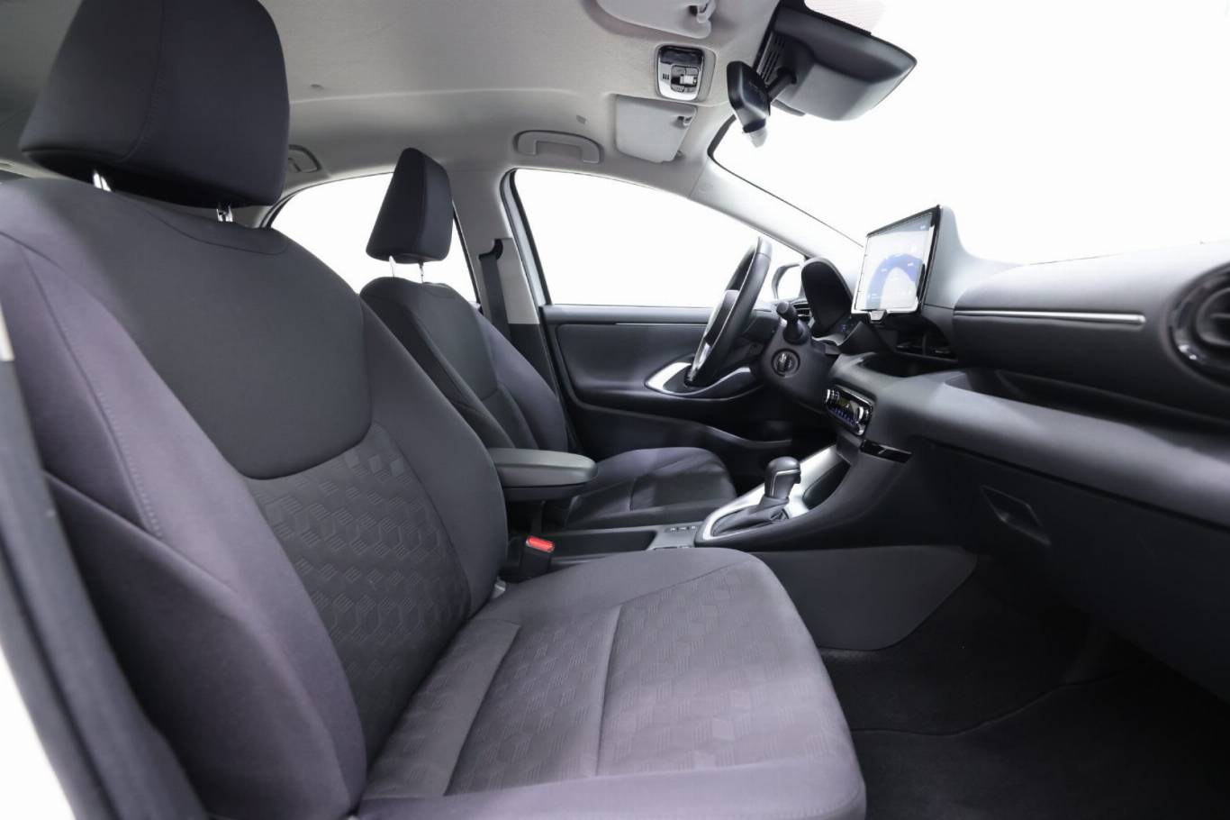 TOYOTA Yaris 42