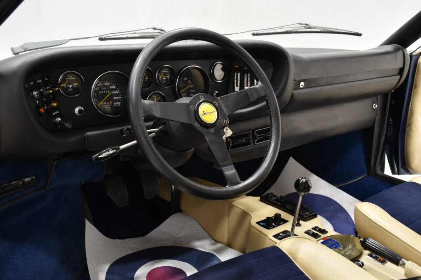 FERRARI Dino GT4 3