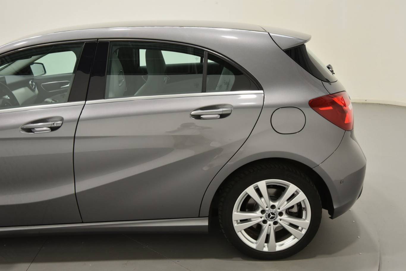 MERCEDES-BENZ A 200 55