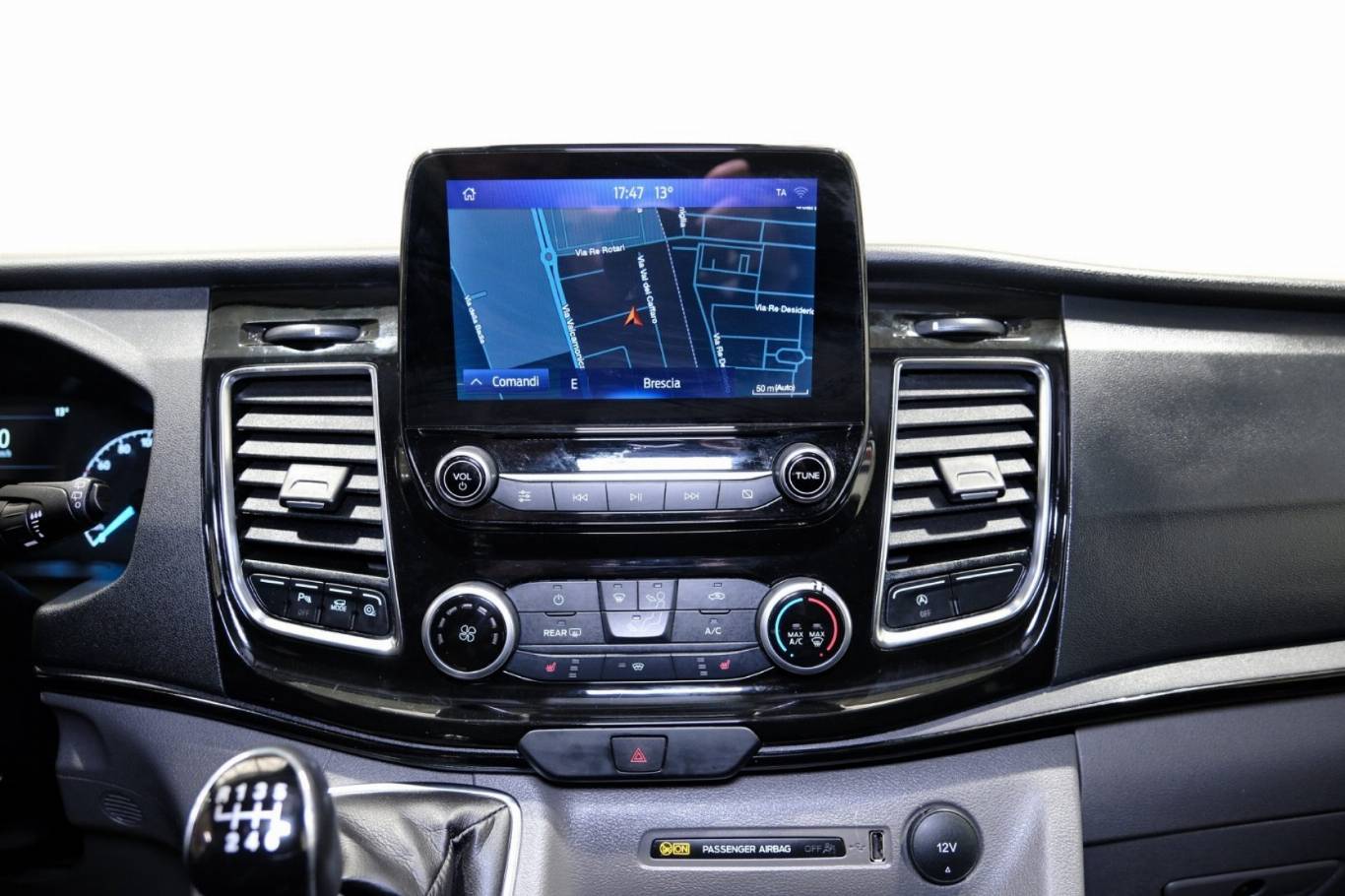 FORD Tourneo Custom 21