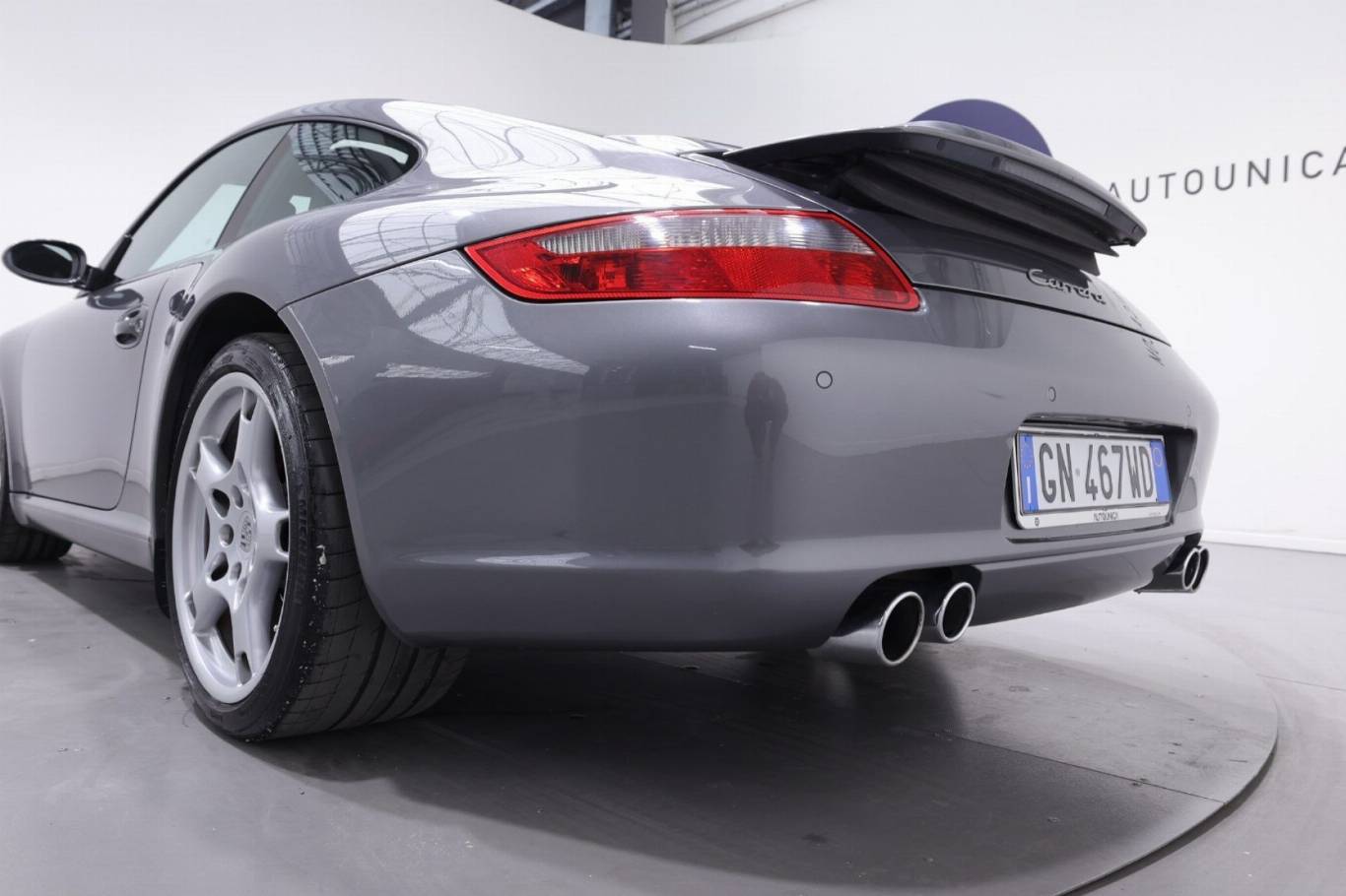 PORSCHE 911 42