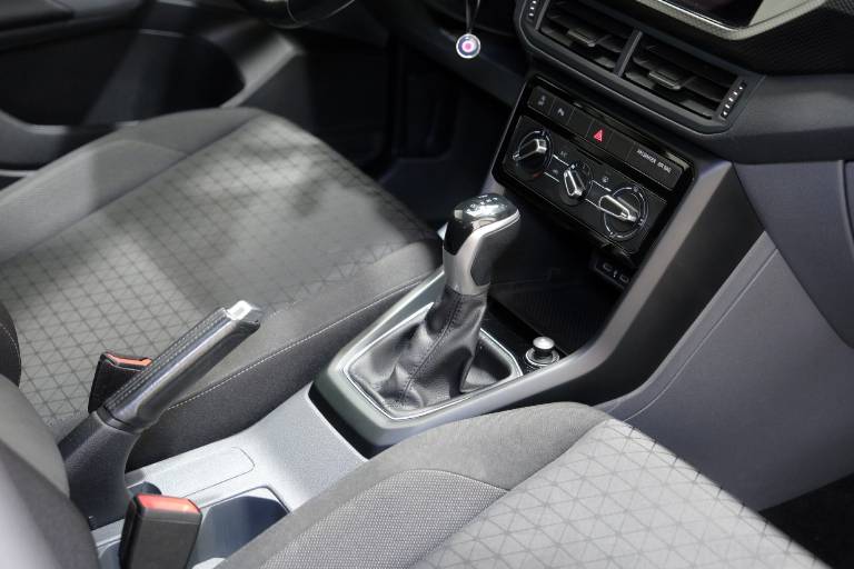 VOLKSWAGEN T-Cross 47