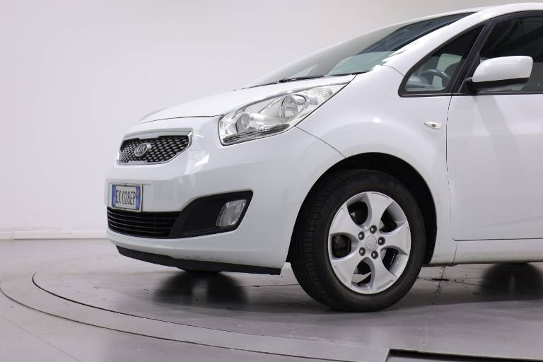 KIA Venga 12