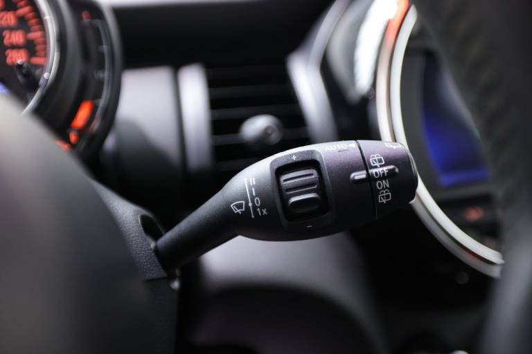 MINI One 24