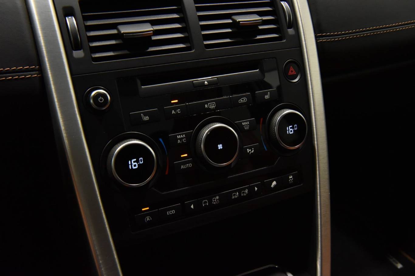 LAND ROVER Discovery Sport 14