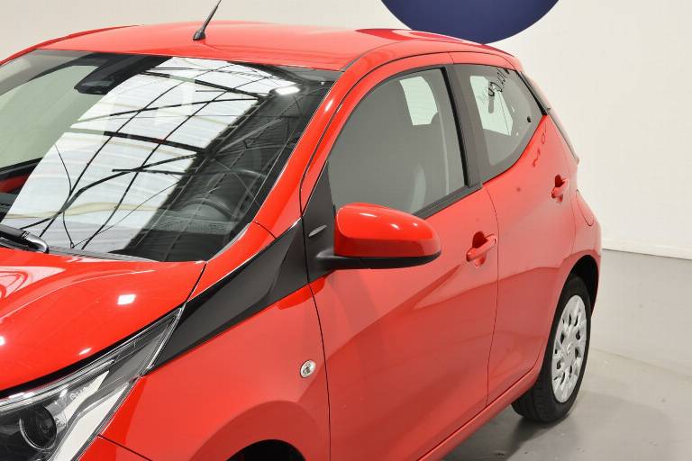 TOYOTA Aygo 41