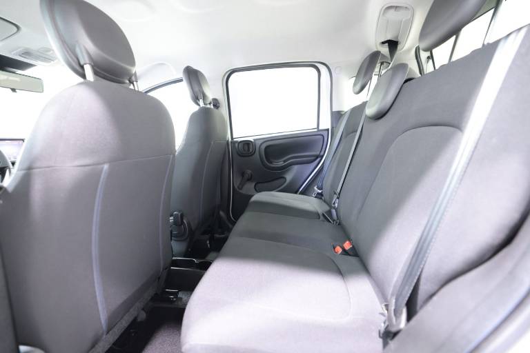 FIAT Panda Cross 31