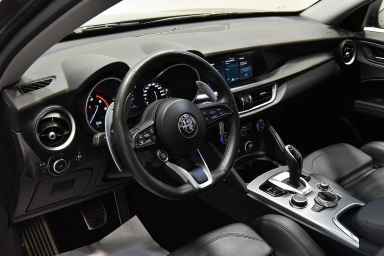 ALFA ROMEO Stelvio 3