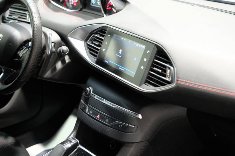 PEUGEOT 308 58