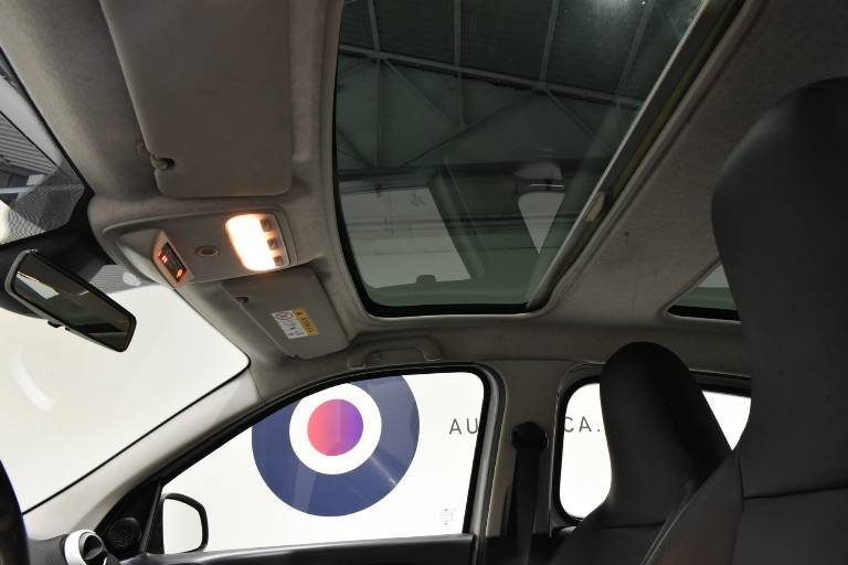 SMART ForFour 14