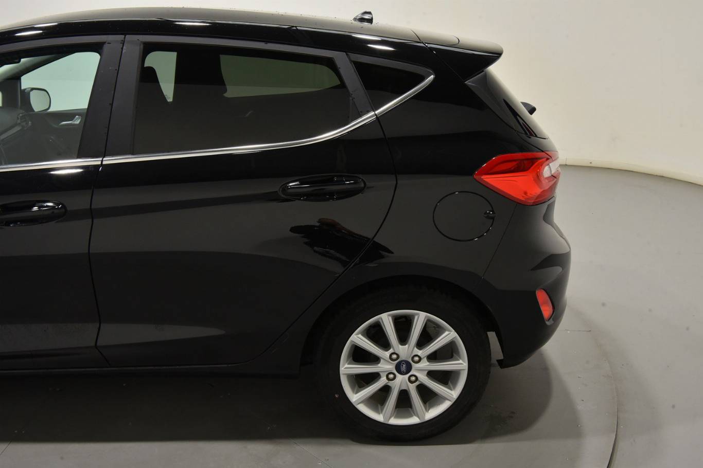 FORD Fiesta 37