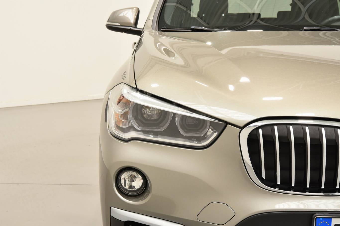 BMW X1 16