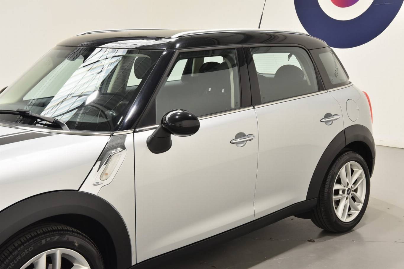 MINI Countryman 37