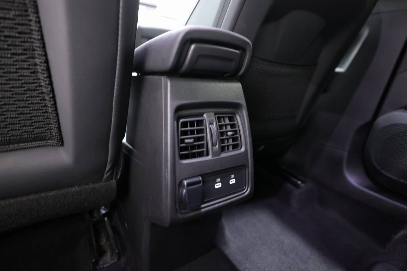 RENAULT Captur 37
