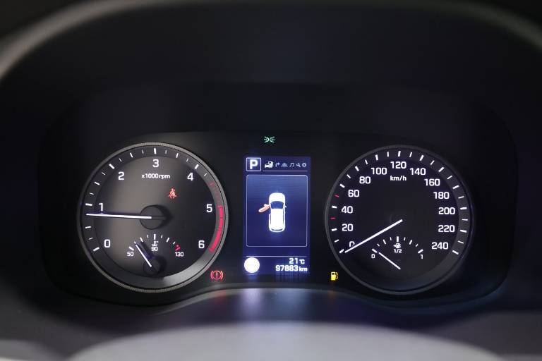 HYUNDAI Tucson 8